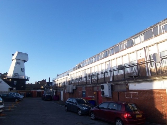 1 bedroom flat in SHEERNESS