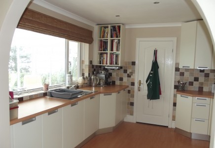 Property Wise - Estate Agents Isle of.. - 2