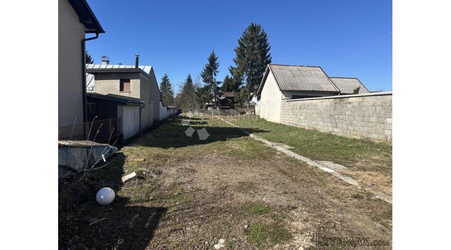 GRAĐEVINSKO ZEMLJIŠTE NA 600M OD CENTRA MIRNA LOKACIJA - 2