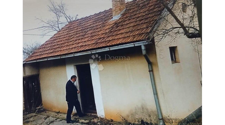 KUĆA I DVOR