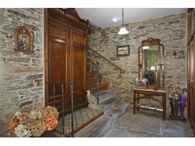 Hotel/guest House For Sale
