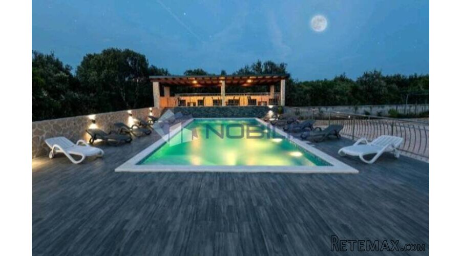 Vinišče, Trogir, kuća 470 m2 sa 6 apartmana