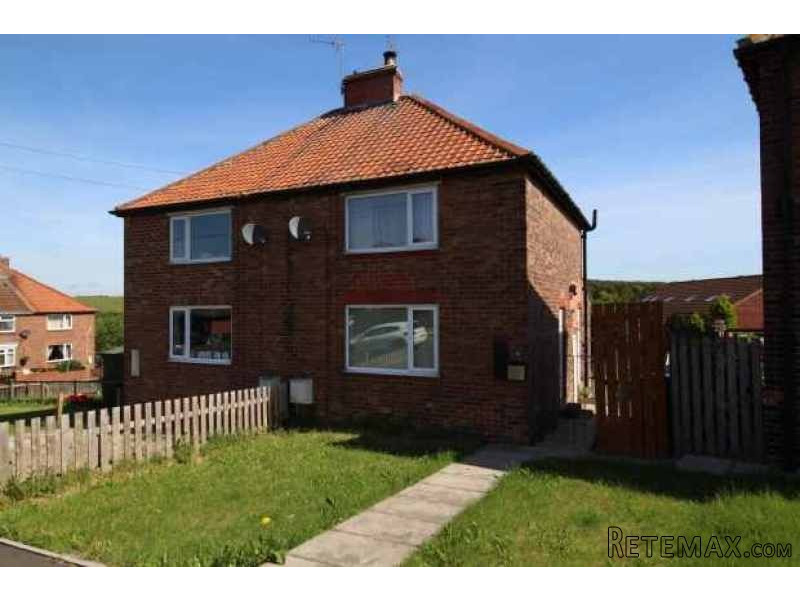2 bedroom, Semi-detached House house..