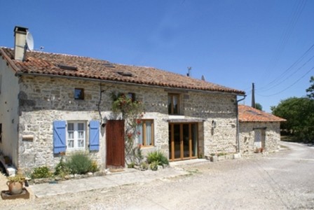 Beautiful renovated Charentaise house