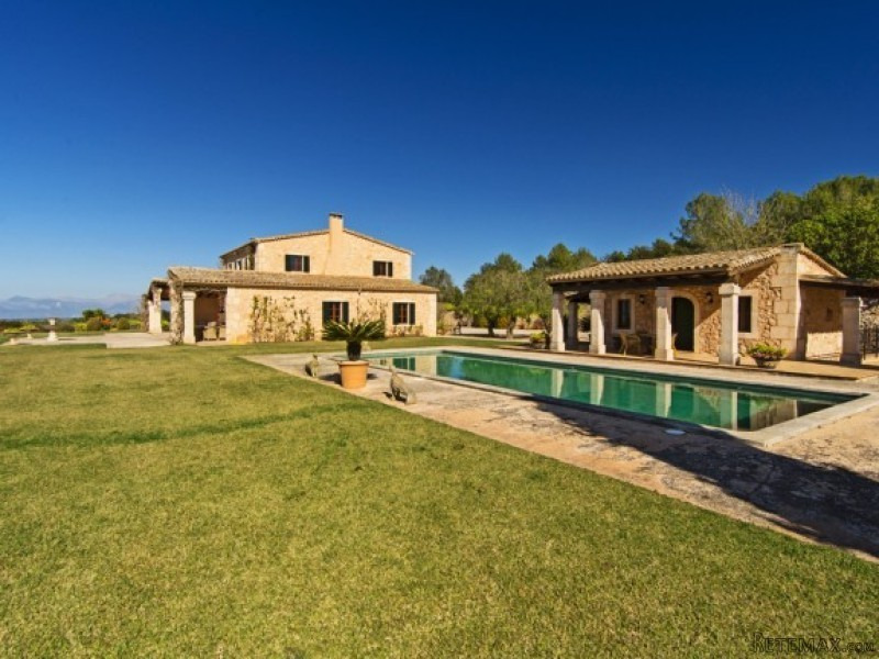 *sold* Exceptional Country House With.. - 2