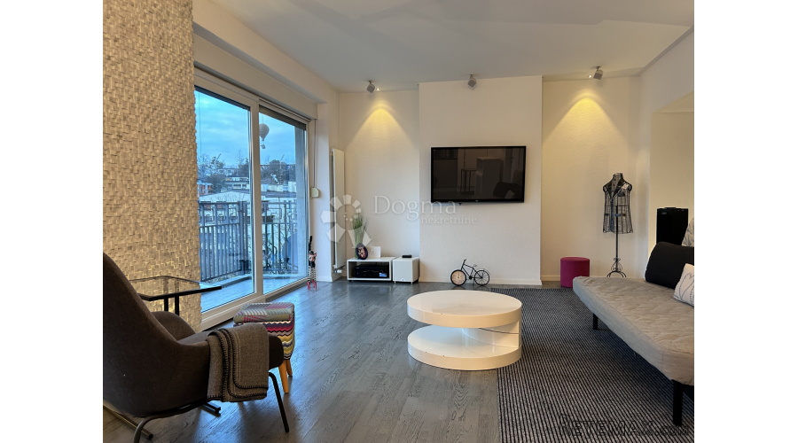 Najam stana centar, 66,83m2, 2S, 4.kat
