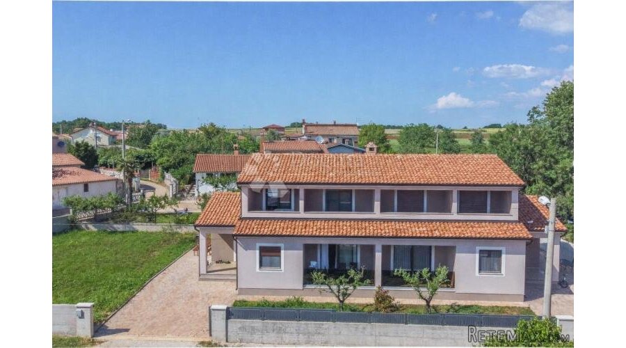 Poreč okolica - Luksuzna dvojna kuća s 3 spavaće sobe