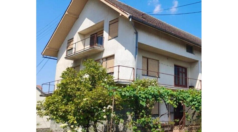 NAŠICE - Kuća uz glavnu cestu sa okućnicom! 279m2