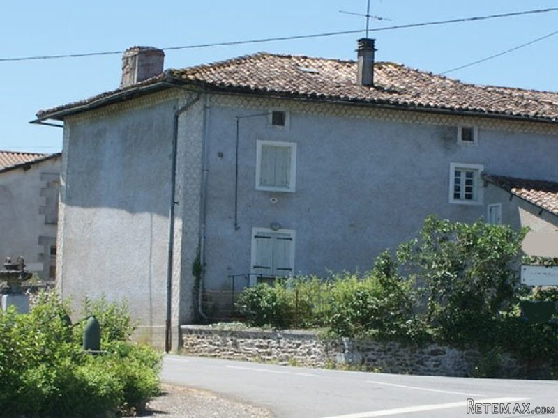 Near Lacs De Charente 3 Bed Village.. - 2