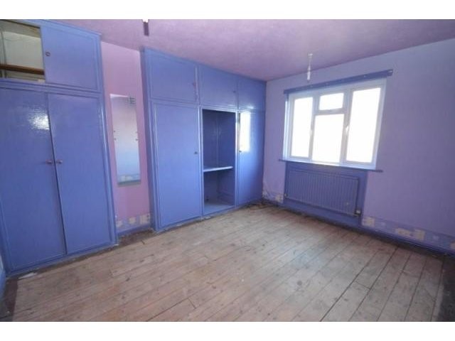 3 bedroom Semi-Detached House For Sale:.. - 2