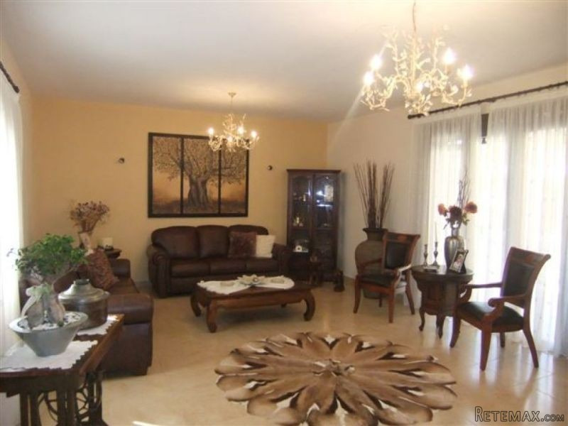 3 Bedroom Bungalow in Pyrgos - 2