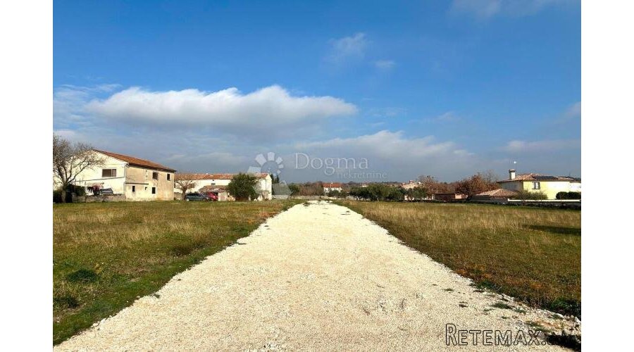 VODNJAN – ravna građevinska parcela praktičnog oblika - 3