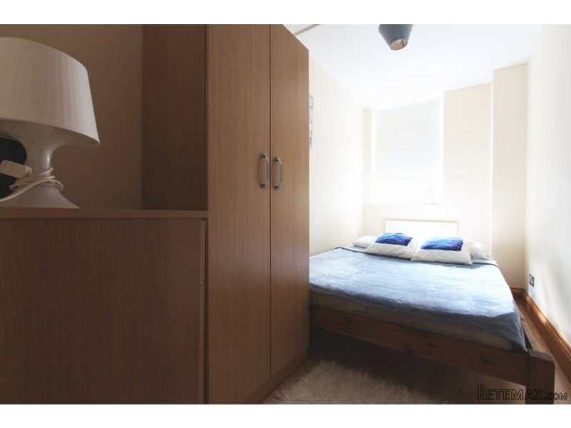Single with double bed near Maida Vale..