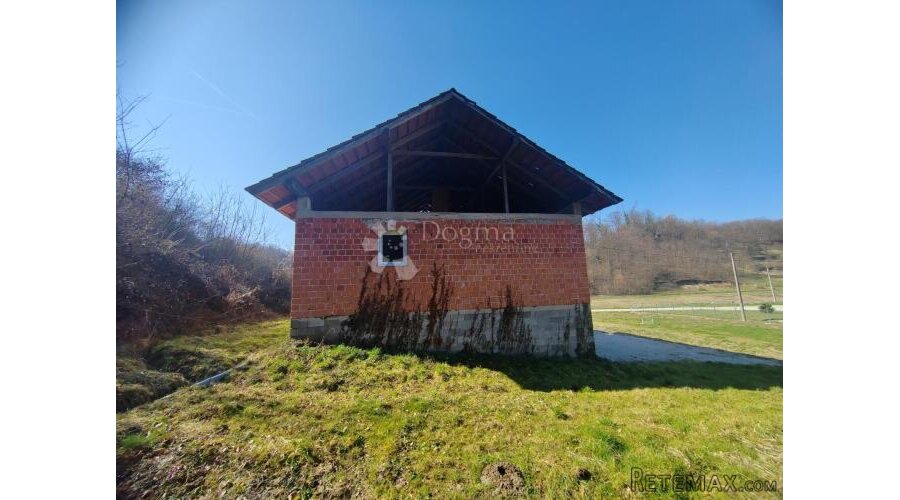 Bedekovčina kuća s velikim potencijalom – mirna lokacija - 3
