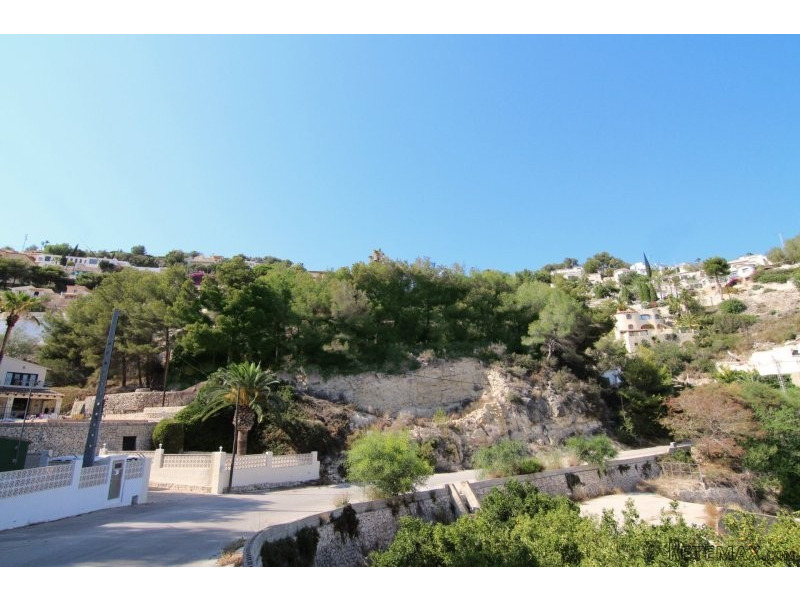 land with sea views - 2