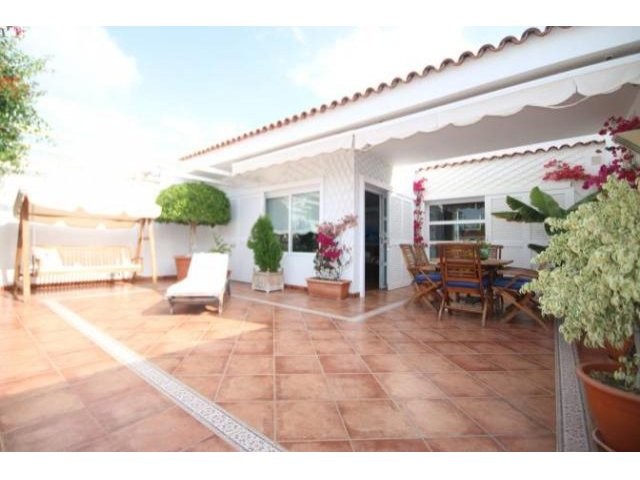 Bungalow For Rent in Maspalomas - Gran..
