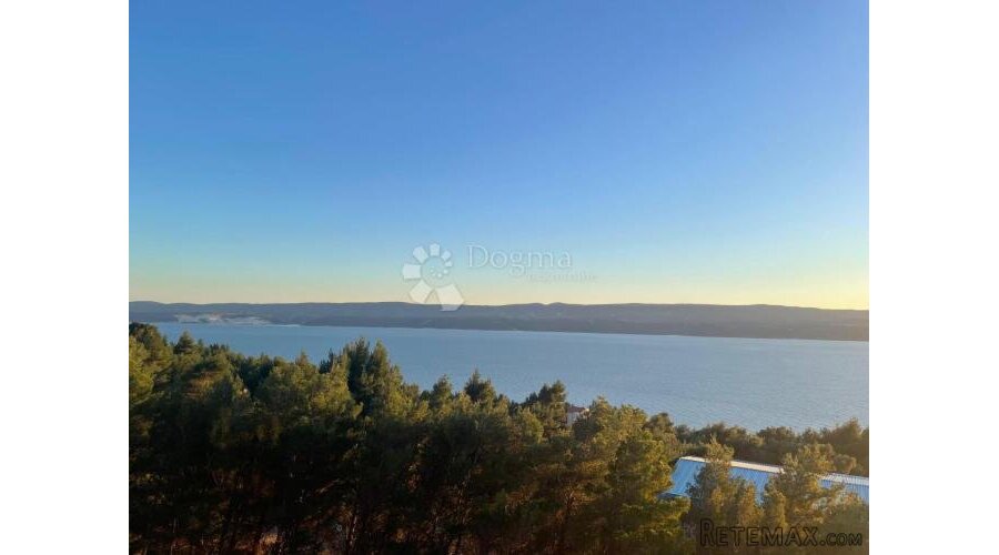 Dvosoban stan u novogradnji, Omiš
