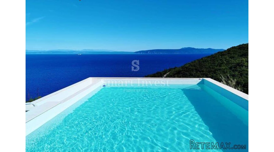 OPATIJA - OKOLICA, vila s prekrasnim pogledom na more!