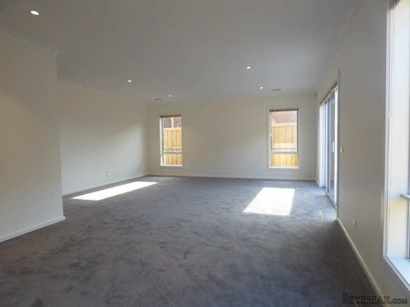Large Family Home in Parkbrook! - 2