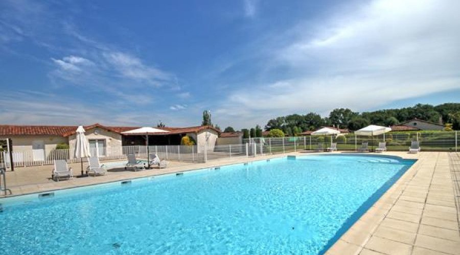 Les Forges (79) - Immaculate villa with private jacuzzi, garden.. - 4
