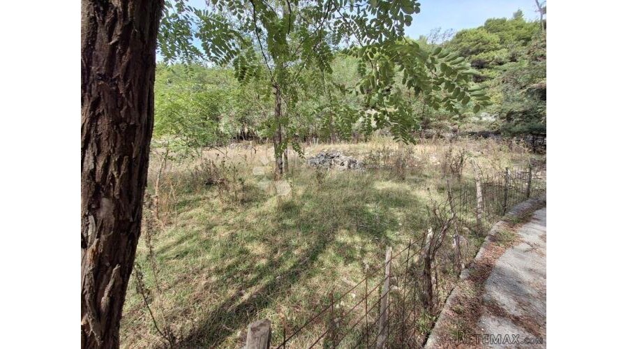 Građevinski teren u Supetarskoj Drazi - 2