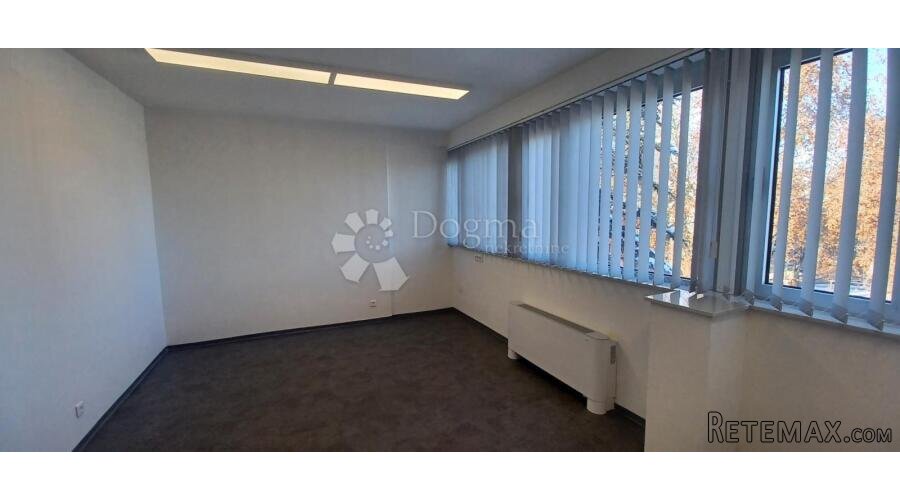 PRODAJA POSLOVNOG PROSTORA – STROGI CENTAR OSIJEKA 400 m² - 3