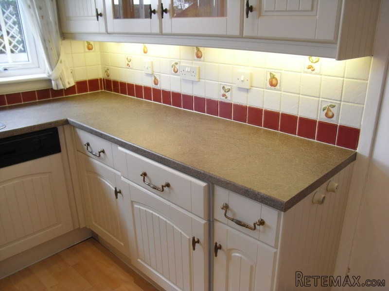 21 Drumdevan Road, Lochardil, Inverness.. - 2