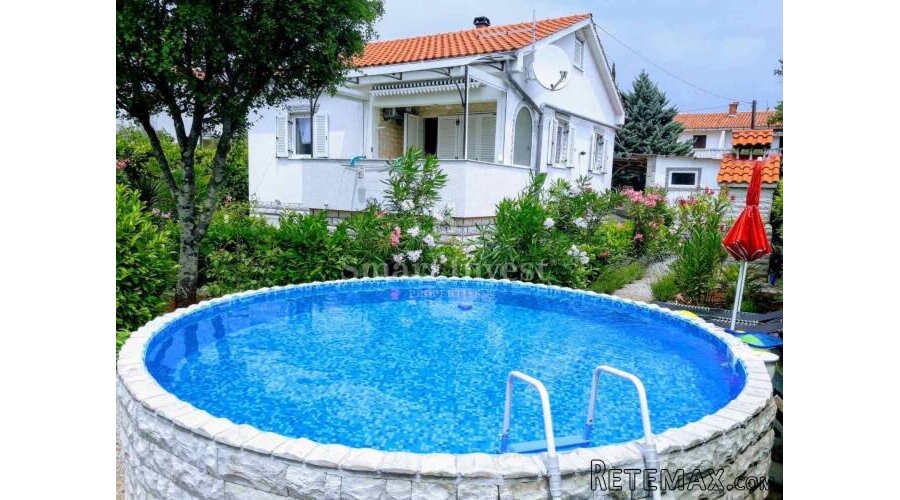 KRK, samostojeća kuća s bazenom