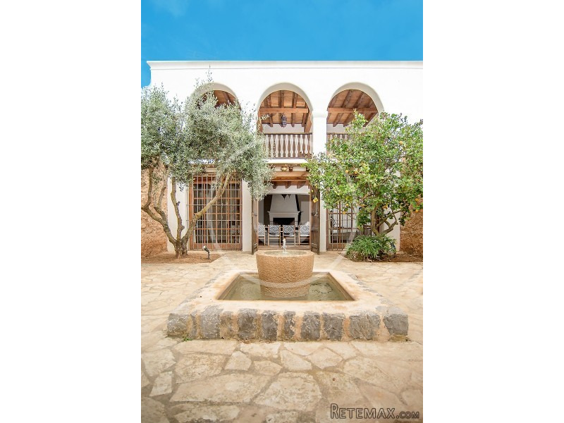La Hacienda, St Eularia