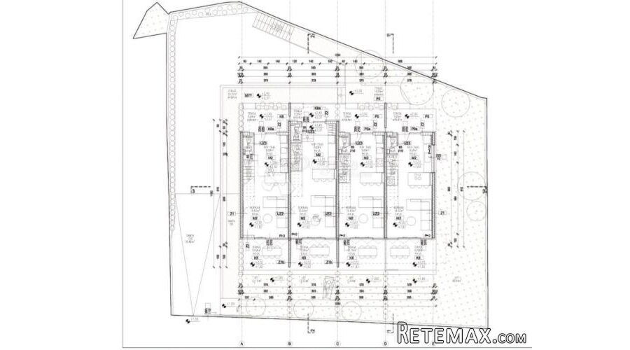 Započeta gradnja – samostojeća kuća s 4 velika apartmana (Gr - 3