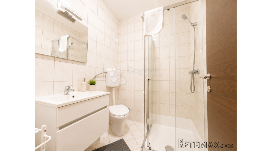 PRILIKA! Rovinj - stan 86m2 + terasa + parking - 3