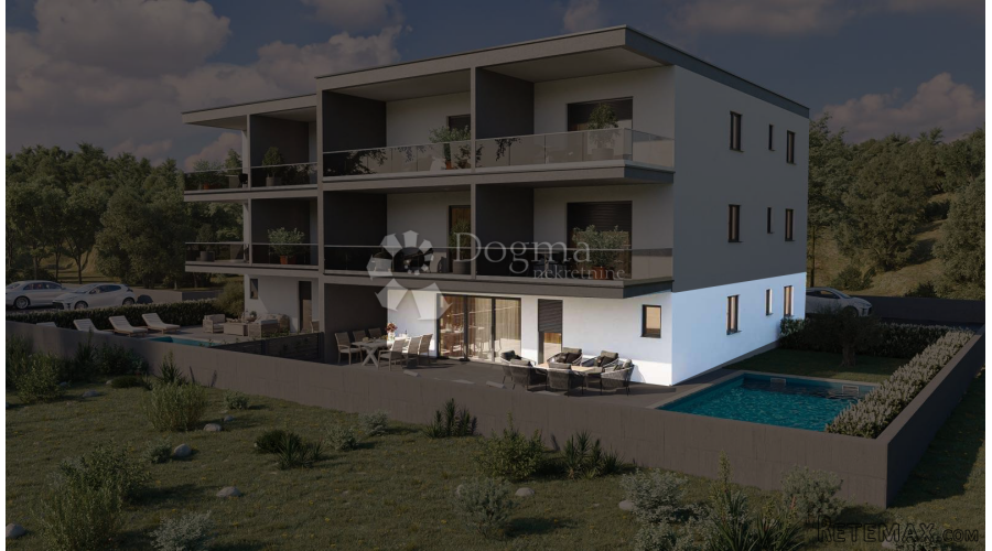 NOVIGRAD – OAZA MIRA S PRIVATNIM BAZENOM