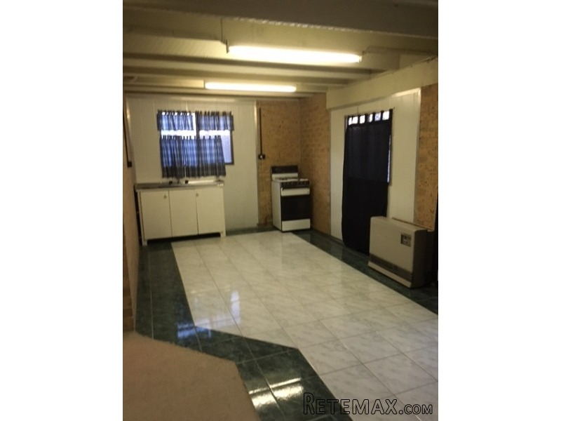 Stunning Newly Renovated House! - 2