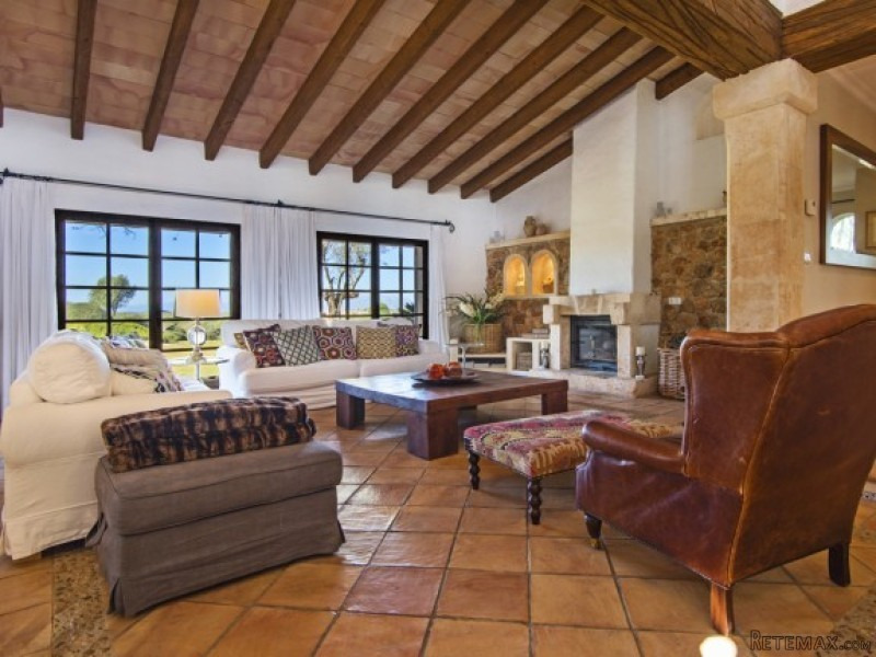 Traditional Country House With Amazing.. - 2