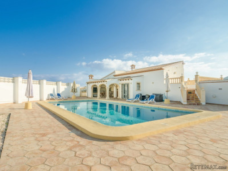 5 Bedrooms - Finca - Alicante - For Sale - 2