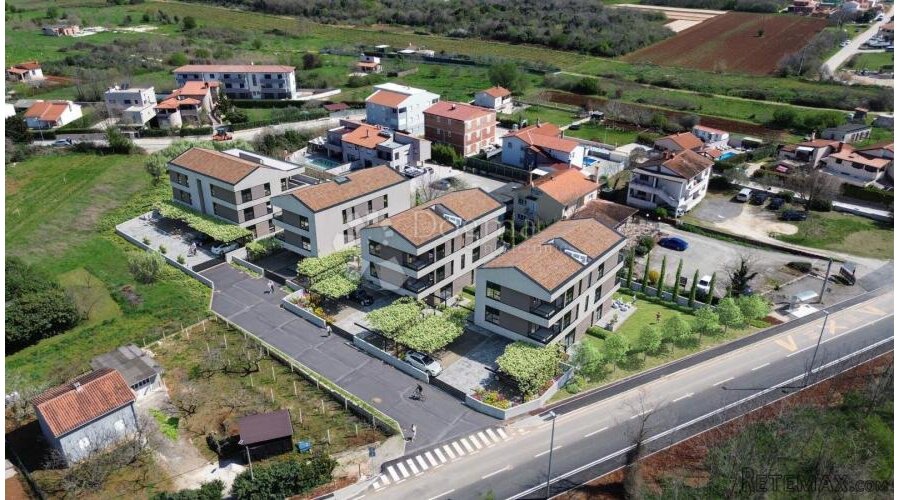 Stan na atraktivnoj lokaciji - novogradnja - FAŽANA