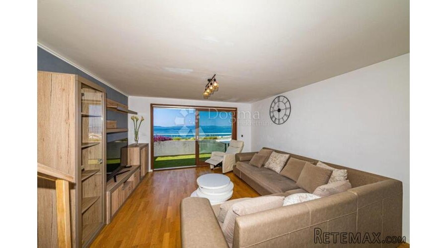 Dvoetažni penthouse, Žnjan. - 2