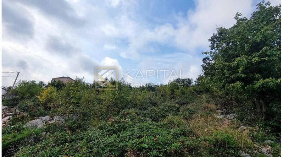Kastav, građeviski teren 1400 m2