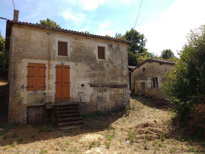 Stone House With Second Smaller House.. - 2