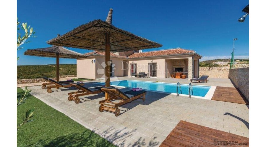 VILA NA OSAMI - 2
