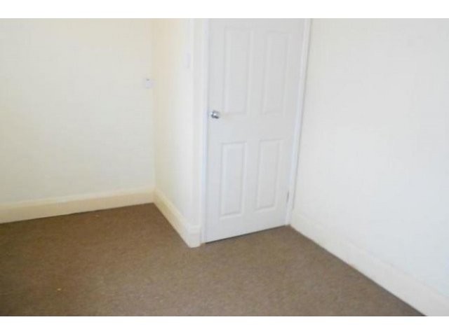 4 Bed House To Let