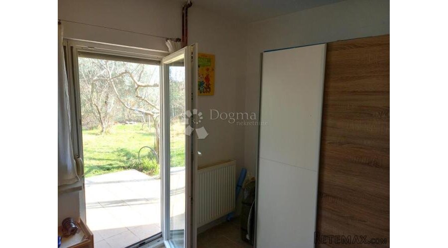 Kuća s potencijalom gradnje – Mirna ulica, Zambratija - 2