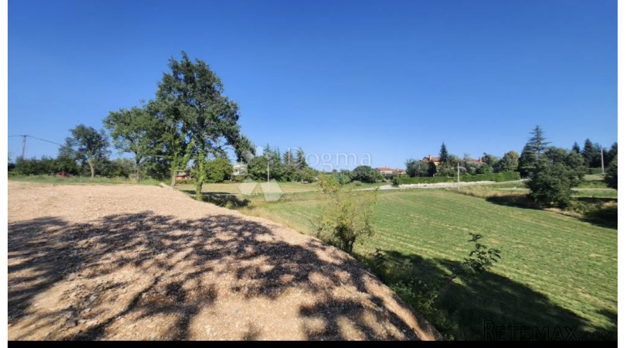 Idealna parcela za gradnju obiteljske kuće – 670 m² - 2