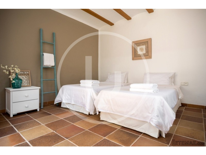 La Hacienda, St Eularia - 2