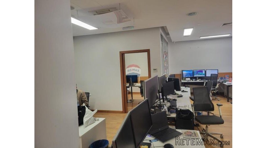 Pula,Centar- poslovni prostor 123m2 za tihu djelatnost - 3