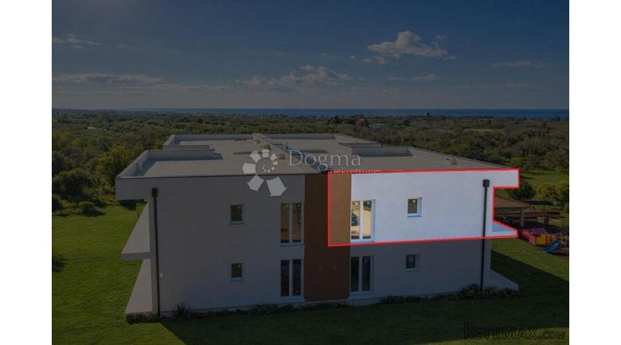 Umag, dvosoban luksuzni stan na 1, katu