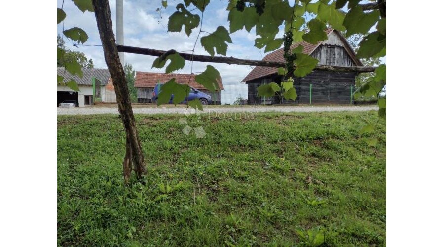 Opg imanje, ogromno zemljište, dodatna kućica