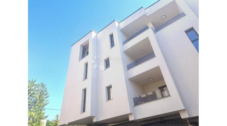 Sofisticirana novogradnja na prestižnoj lokaciji s privatnom - 3