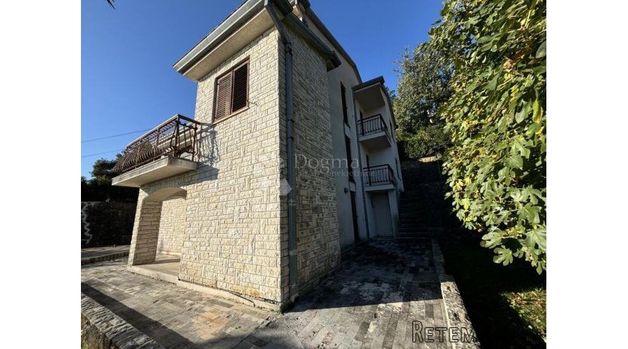 OPATIJA, centar, kuća 300m2, S POGLEDOM - 2