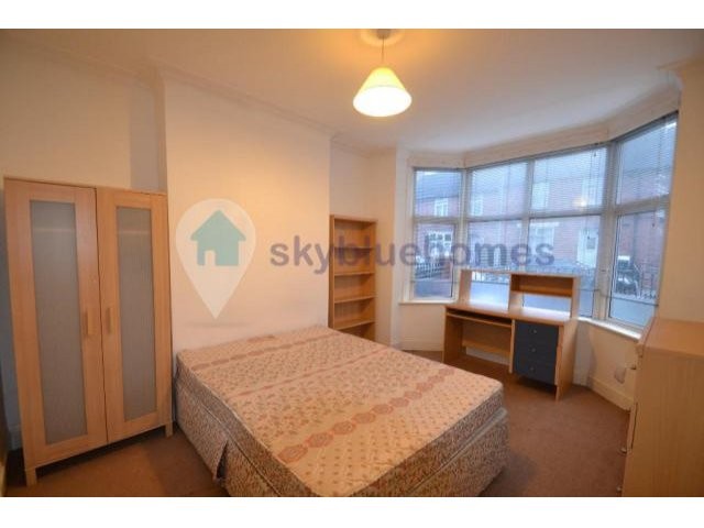 House - Looking for extra space in your..